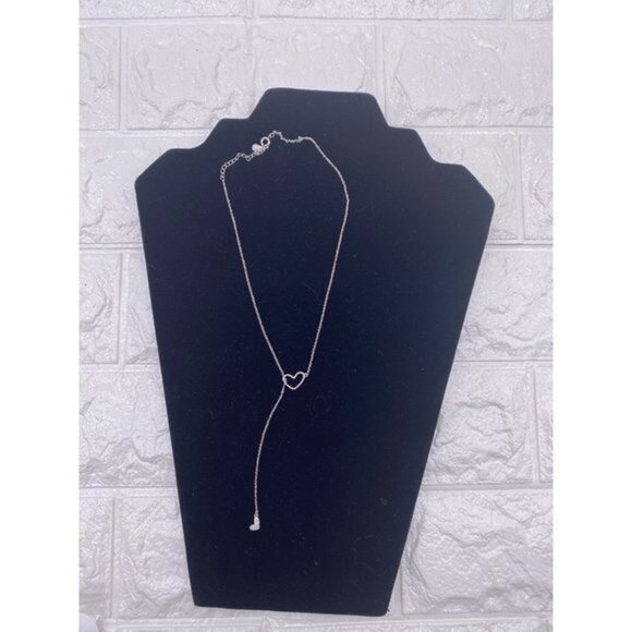 Sliver Sweet Hearts Lariat Women's Necklace - Picture 5 of 11